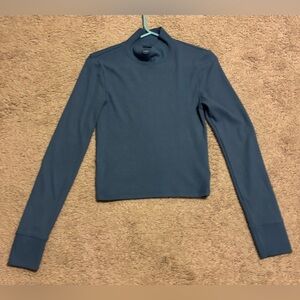 American Eagle Outfitters Slate Blue Long Sleeve cropped Tee Sz M